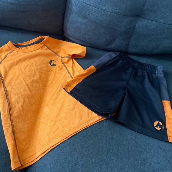 4T Lot - Picture 5 of 9